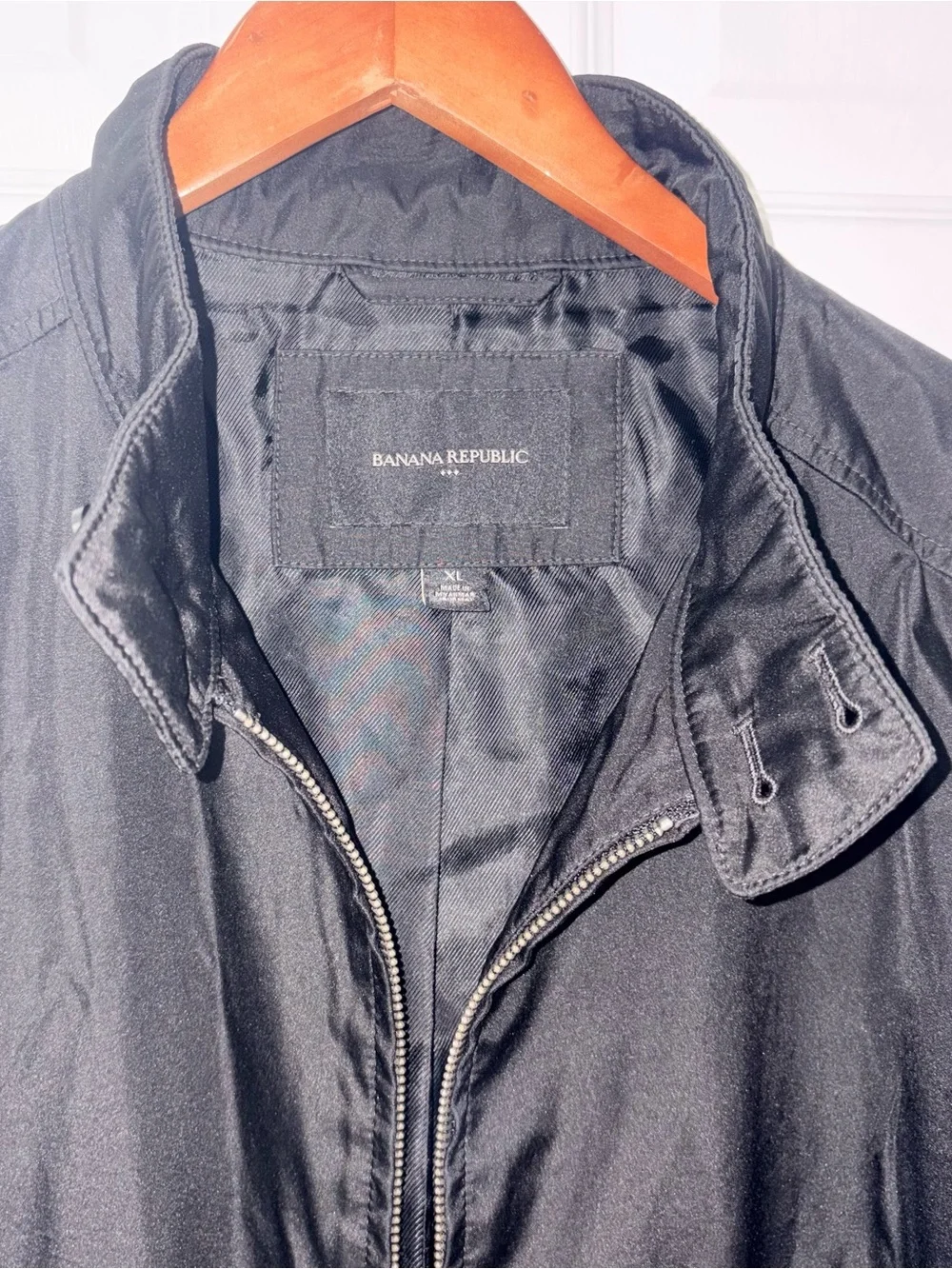 Banana Republic Men’s Black Zip-Front Jacket size XL